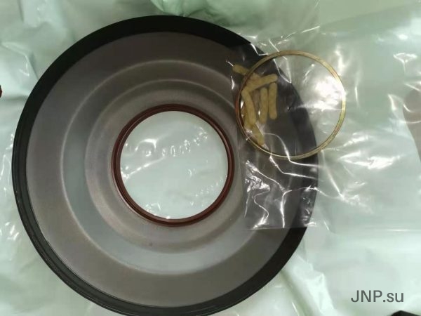 6DCT450 front cover (oil seal) with ring and bananas